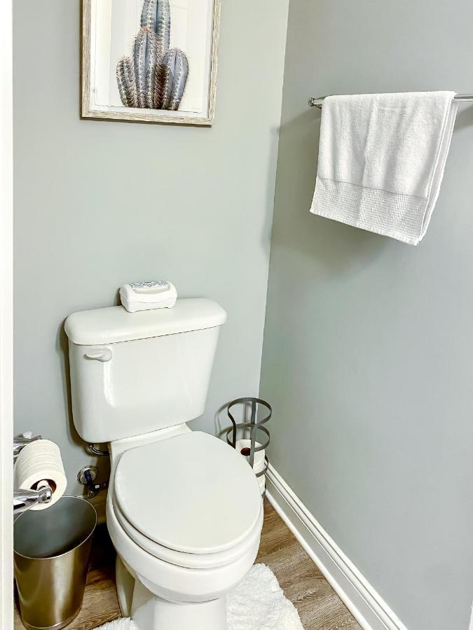 Full Kitchen,King,W/D,Netflix,2 Smart Tvs,Parking Daire Louisville Dış mekan fotoğraf