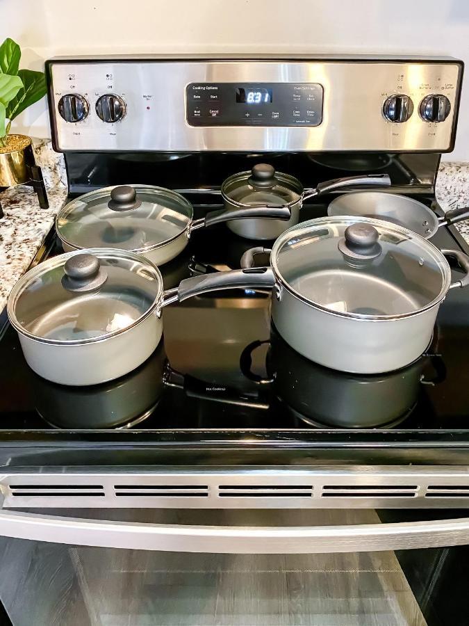 Full Kitchen,King,W/D,Netflix,2 Smart Tvs,Parking Daire Louisville Dış mekan fotoğraf