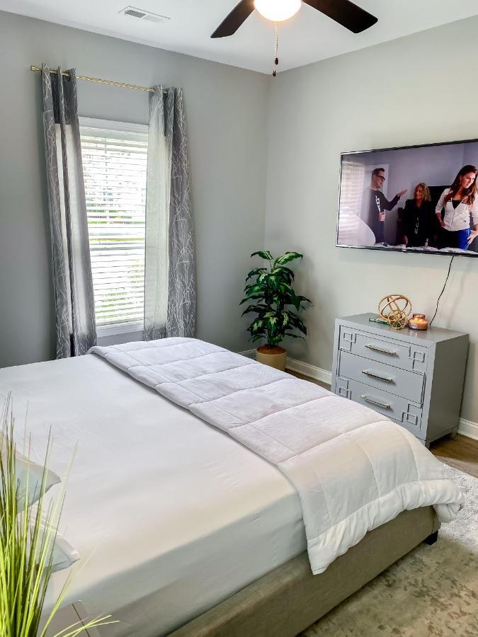 Full Kitchen,King,W/D,Netflix,2 Smart Tvs,Parking Daire Louisville Dış mekan fotoğraf